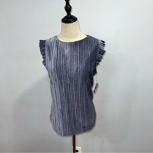 Worthington Crushed Pleated Velvet Ruffle Cap Sleeve Top - Size Medium - Reemoly